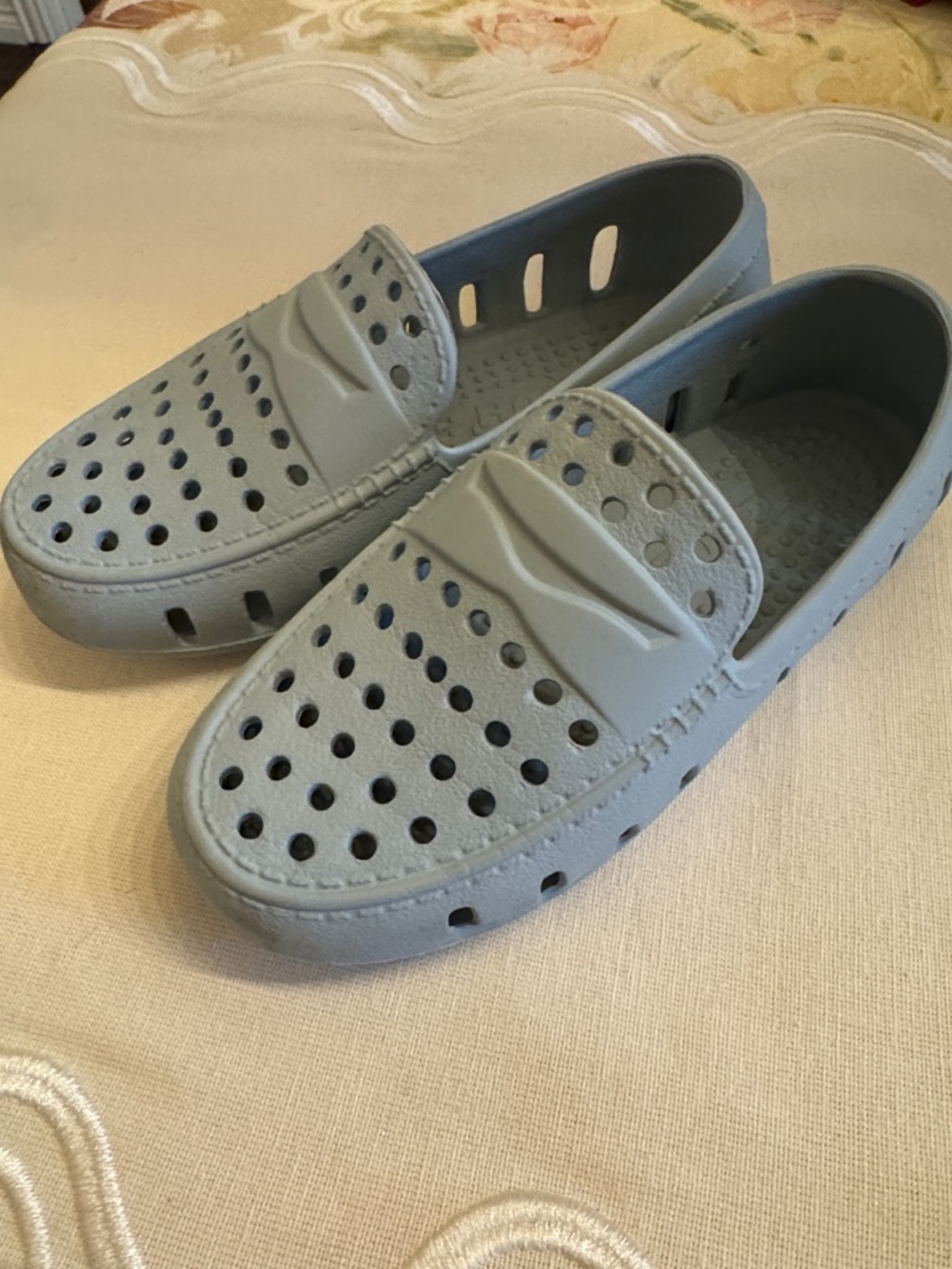 Kids Light Blue Floafers